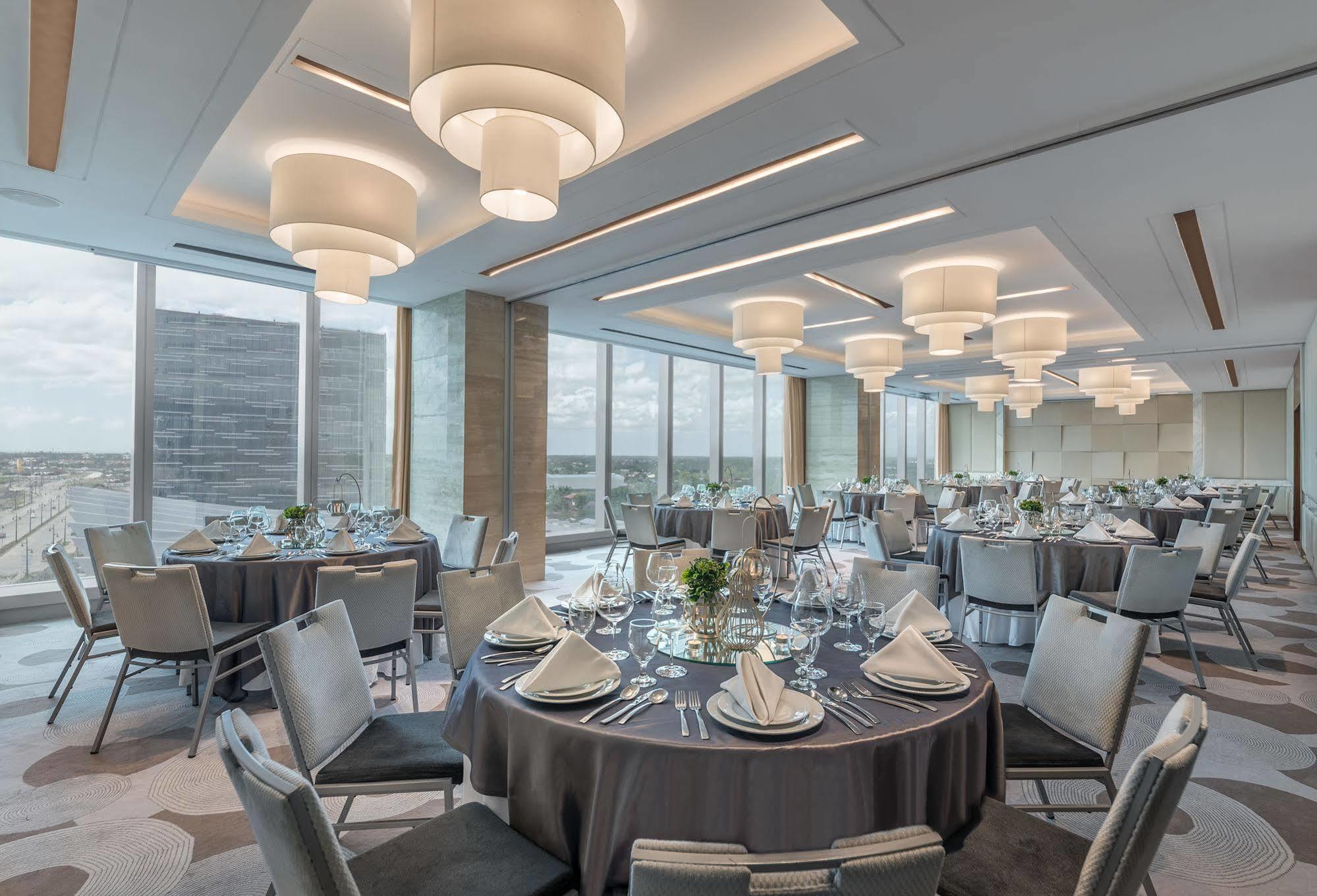 Richmonde Hotel Iloilo Εξωτερικό φωτογραφία